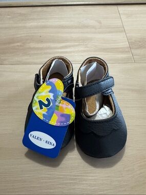 Valen Sina Black Mary Jane Shoes